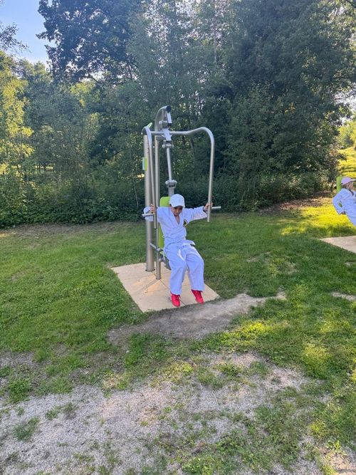 Bilder vom Karatetraining am Feng Shui Park in Lalling