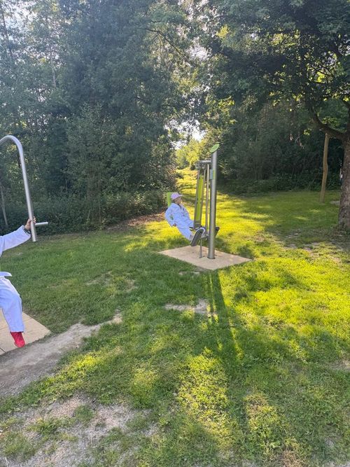 Bilder vom Karatetraining am Feng Shui Park in Lalling