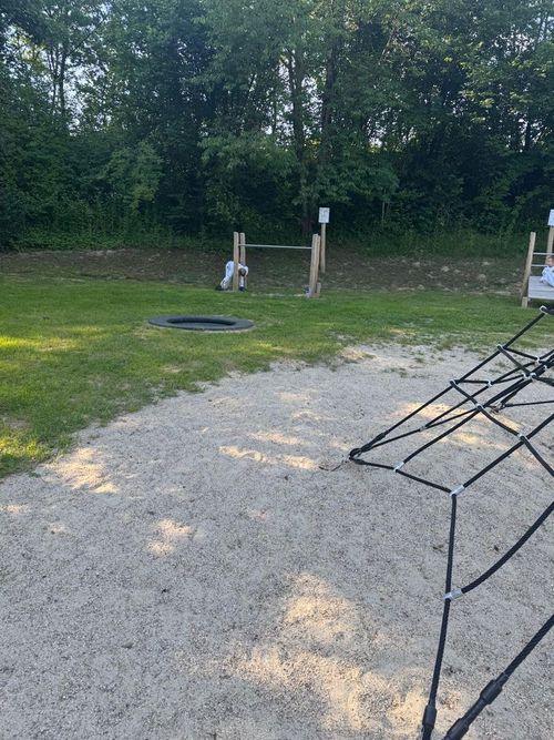 Bilder vom Karatetraining am Feng Shui Park in Lalling