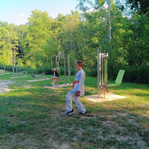 Bilder vom Karatetraining am Feng Shui Park in Lalling