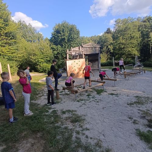 Bilder vom Karatetraining am Feng Shui Park in Lalling